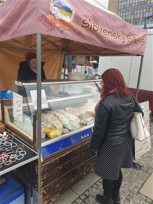 Farmářský trh s myklogogickou poradnou a stanem zdraví 7