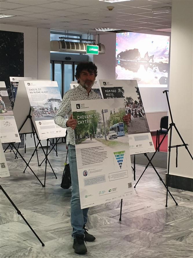 Vernisáž výstavy Žijeme města budoucnosti 4