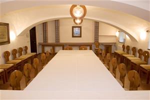 Suterén fojtství – prostor pro oslavy