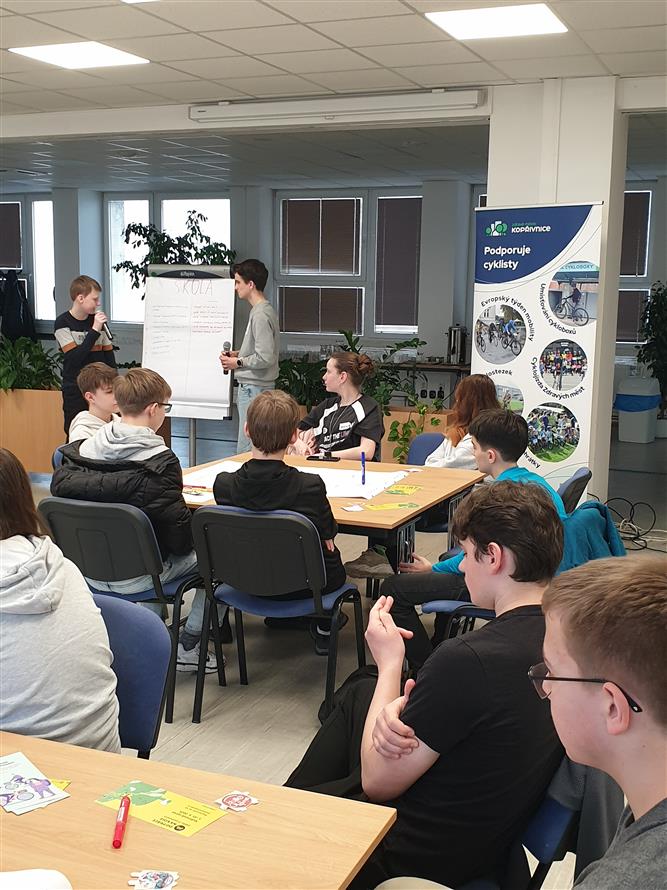 Školní fórum ZŠ Emila Zátopka 21 21