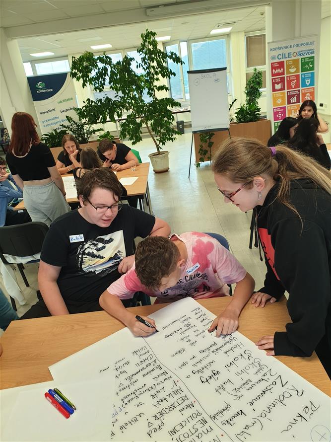 Školní fórum ZŠ Floriána Bayera