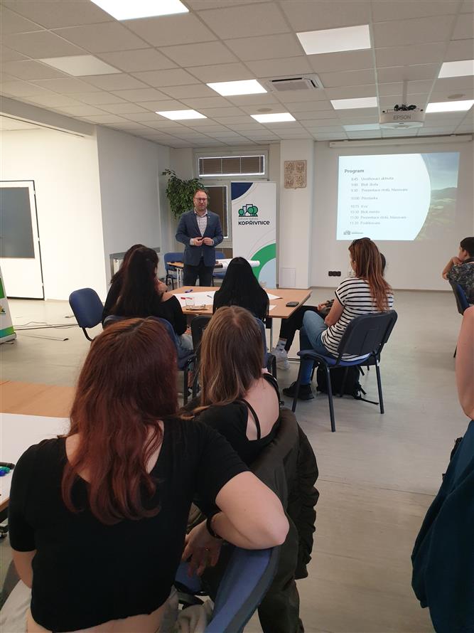 Školní fórum ZŠ Floriána Bayera