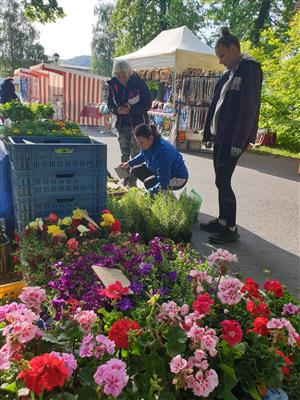 Fairtradový stan na květnovém farmářském trhu 23
