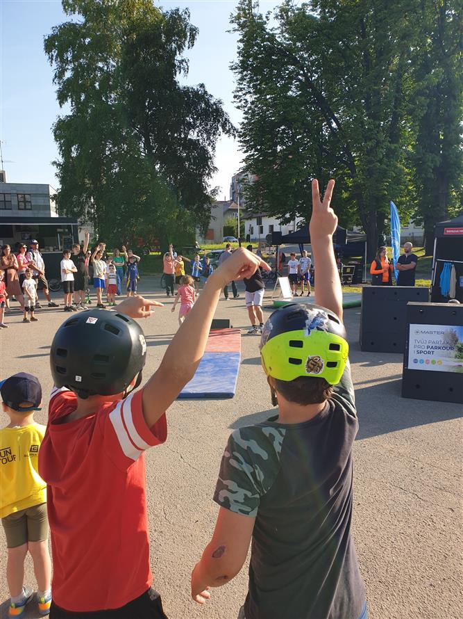 PUMP IT aneb otevření pumptracku 16