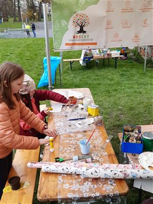 Den Země v Sadu E. Beneše