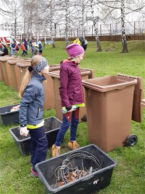 Den Země v Sadu E. Beneše