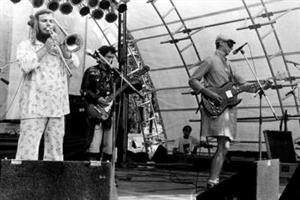 Členům slovenské kapely Chiki liki tu-a smysl pro humor rozhodně nechybí. Návštěvníci jejich zítřejšího koncertu se mohou těšit na příjemnou hudbu i spoustu zábavy.<br/>
FOTO: ARCHIV