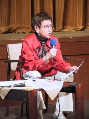 Socioložka Jiřina Šiklová byla i tentokrát mezi hosty diskuzního setkání ‘Myšlenky TGM a současnost’, kromě ní si mohli lidé poslechnout Rumla, Klvaňu, Zvěřinu a další.<br/>        
FOTO: DAVID MACHÁČEK