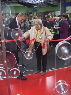 Olympijská vítězka a manželka slavného kopřivnického běžce Dana Zátopková otevřela se starostou města novou moderní expozici v přízemí Technického muzea.<br/>                   
FOTO: DAVID MACHÁČEK
