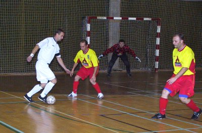 Futsalisté štramberského týmu S.A.R.S. v posledním utkání šestého kola krajského přeboru porazili Atletico Tequila 3:2 po soustředěném výkonu.<br/>                                  
FOTO: ONDŘEJ ZAPLETAL
