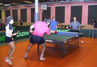 Kopřivnická dvojice stolních tenistů ve složení Ladislav Merenda a Hana Hettenbergerová si v okresním přeboru smíšených dvojic vybojovala stříbrné medaile.<br/>                         
FOTO: ONDŘEJ ZAPLETAL
