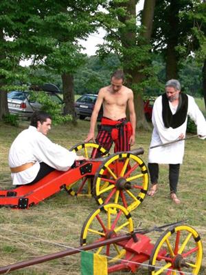 Slavnosti v Trnávce byly zahájeny a ukončeny výstřelem z děla.<br/>          
FOTO: ILONA HOFFMANNOVÁ
