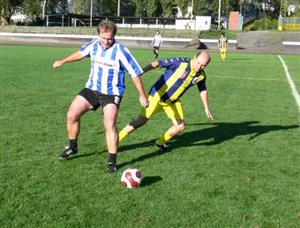 V rámci oslav stoletého výročí organizované tělovýchovy v Kopřivnici sehrála fotbalová mužstva Kopřivnice a Nového Jičína přátelské utkání, v němž Jičín zvítězil 2:0.<br/>   
FOTO: ONDŘEJ ZAPLETAL
