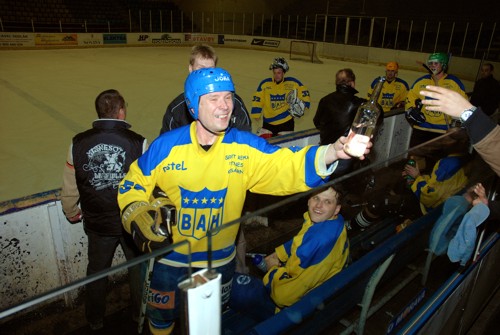 System.Linq.Enumerable+<TakeIterator>d__25`1[System.Char]