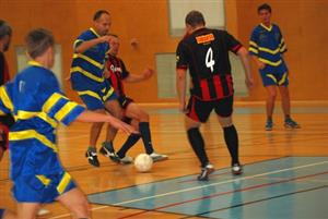 New Jersey Nový Jičín v úvodním turnaji okresního futsalového přeboru nejprve podlehl 3:5 Lavině Kopřivnice, náladu si ale vylepšil s Deltou Frýdlant, kterou porazil 6:4.<br/>     
FOTO: J. FEILHAUEROVÁ
