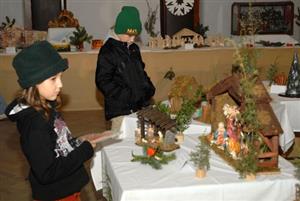 System.Linq.Enumerable+<TakeIterator>d__25`1[System.Char]