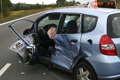 Vážnější následky dopravních nehod se projevily i na výši hmotné škody.<br/>     
ILUSTRAČNÍ FOTO: PČR
