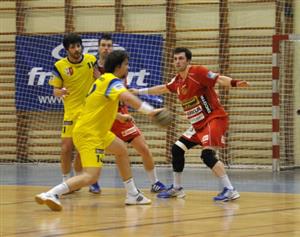 Házenkáři Kopřivnice dali Dukle na domácí palubovce zabrat, pokračování čtvrtfinálové série si ale nevynutili. Do semifinále jde Dukla Praha.<br/>
FOTO: JANA FEILHAUEROVÁ
