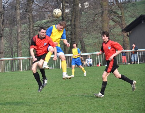 Kopřivnici (ve světlém) se jarní premiéra v Rybím vydařila.<br/>
FOTO: JANA FEILHAUEROVÁ
