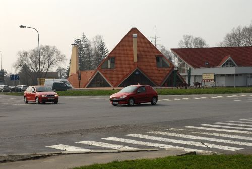 V polovině roku se rozjedou naplno stavební práce a stávající křižovatka se změní v kruhový objezd. <br/>
FOTO: DAVID MACHÁČEK
