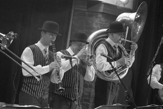 Stanley’s Dixi Street Band v těchto dnech dokončuje nahrávací maraton. Svou muziku bude prodávat prostřednictvím teleshopingového vydavatelství Česká muzika.<br/>
FOTO: DAVID MACHÁČEK
