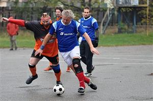Soutěže klubu malé kopané o víkendu napsaly svou poslední letošní kapitolu. Síly v závěrečném turnaji I. ligy změřily i kopřivnické týmy KVS a D&L AS 54.
FOTO: JANA FEILHAUEROVÁ
