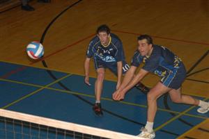 I když kopřivnický volejbalový tým mužů v sobotu sehrál s Morávkou velice vyrovnaný duel, na vítězství ani v jednom ze dvou zápasů nedosáhl.
FOTO: DAVID MACHÁČEK
