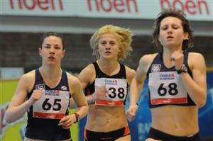 Odchovankyně kopřivnické atletiky Lenka Masná (č. 238) vybojovala při halovém mistrovství ČR překvapivý titul na 1 500 m. O víkendu poběží na MS v Kataru osmistovku.
FOTO: TOMÁŠ ZAPADLO