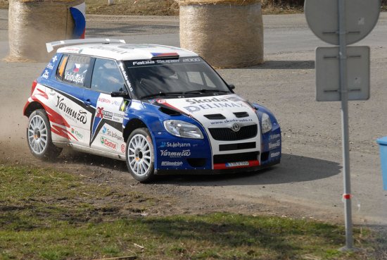 System.Linq.Enumerable+<TakeIterator>d__25`1[System.Char]