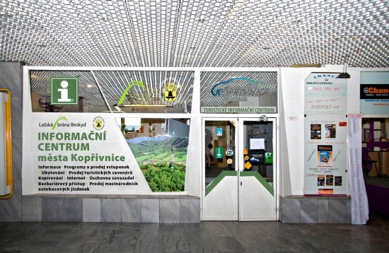 Vizualizace budoucího vzhledu vstupu do městského informačního centra z vestibulu kulturního domu by se z návrhu již brzy měla stát realitou.
FOTO: VALAŠSKÉ KRÁLOVSTVÍ