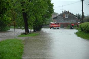 Lubina vystoupila z břehů.
FOTO: DAVID MACHÁČEK