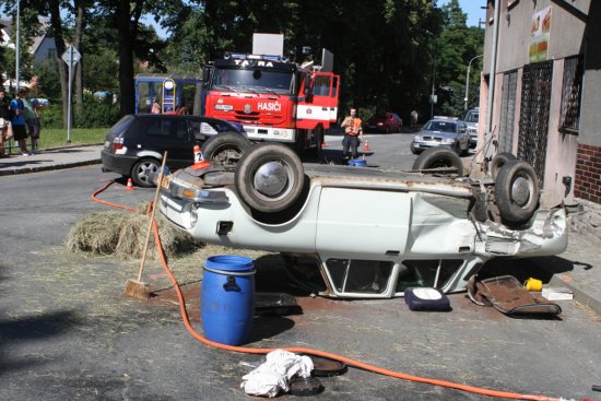 Za prvních osm měsíců letošního roku už policisté řešili 525 dopravních nehod. To je zhruba o sto nehod méně než vloni za stejné období.
FOTO: ARCHIV PČR