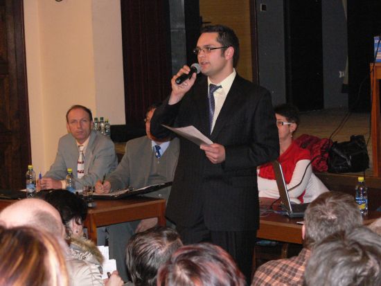 Veřejného projednání konceptu územního plánu se zúčastnilo na 170 občanů Štramberka. Připomínky a námitky pak následně podali písemně na kopřivnickou radnici.
FOTO: ILONA MAZALOVÁ