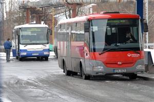 Od března by měly autobusy ve směru na Frenštát zastavovat také u Tatry a v průmyslové zóně. Město se rozhodlo vyhovět přání občanů a požádalo o změnu v jízdním řádu.
FOTO: DAVID MACHÁČEK