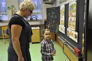 V minulém týdnu proběhly na kopřivnických školách zápisy do prvních tříd. V září by mělo do školních lavic usednout zhruba 260 prvňáčků. Poměrně vysoké je stále procento předškoláků, kteří do školy nastoupí až s ročním odkladem.
FOTO: JANA FEILHAUEROVÁ