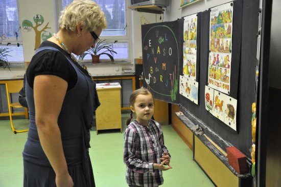 V minulém týdnu proběhly na kopřivnických školách zápisy do prvních tříd. V září by mělo do školních lavic usednout zhruba 260 prvňáčků. Poměrně vysoké je stále procento předškoláků, kteří do školy nastoupí až s ročním odkladem.
FOTO: JANA FEILHAUEROVÁ