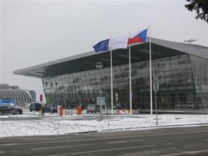 O víc jak 18 000 m2 by se měla  zvětšit odbavovací plocha v příletové a odletové hale Letiště Leoše Janáčka v Mošnově. 
FOTO: ILONA MAZALOVÁ