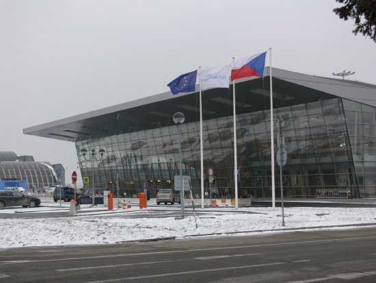 O víc jak 18 000 m2 by se měla  zvětšit odbavovací plocha v příletové a odletové hale Letiště Leoše Janáčka v Mošnově. 
FOTO: ILONA MAZALOVÁ