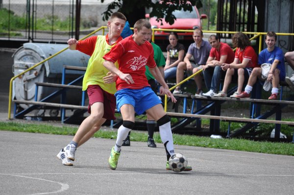 Tým 1. FC Bari porazil ve druhém kole I. ligy KMK Baník Štramberk vysoko 7:1, k tomu přidal výhru nad Dalasem, a v tabulce je tak druhý za dosud neporaženými Jelity.
FOTO: JANA FEILHAUEROVÁ