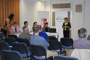 Za malého zájmu občanů města se konalo veřejné projednávání k výsledkům průzkumu starých ekologických zátěží v okolí Kopřivnice.
FOTO: DANA HOĎÁKOVÁ