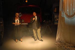 Předseda představenstva a generální ředitel Tatry Ronald A. Adams těsně před odhalením novinky, od které si Tatra slibuje velké věci.
FOTO: DAVID MACHÁČEK