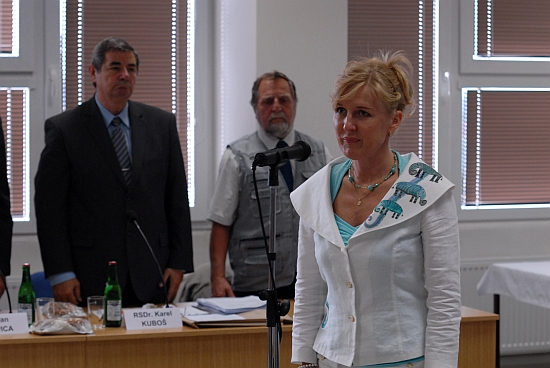 Michaela Kopřivová složila zastupitelský slib, jako druhý náhradník zvolený za KDU-ČSL. O pár minut později byla zvolena také do rady města.
FOTO: DAVID MACHÁČEK