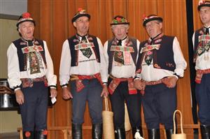 Folkorní soubor Paniháj z Moravan byl netradičním zpestřením letošního, již patnáctého ročníku přehlídky pěveckých sborů v Katolickém domě.
FOTO: DAVID MACHÁČEK