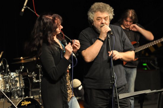 Táborská instrumentální skupina C přijela do kopřivnické Mandaly koncertem oslavit vydání své desky na vinylu u místní firmy Piper Records.
FOTO: DAVID MACHÁČEK