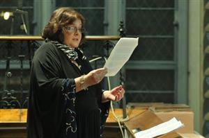 Marie Urbánková, členka opery Národního divadla v Brně, zpívala na nedělním koncertu v kostele sv. Bartoloměje, který kombinoval hudbu s přednesem poezie.
FOTO: DAVID MACHÁČEK