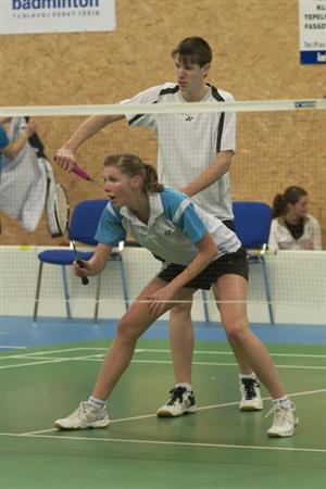 Hráči BK Kopřivnice David Ptáček a Veronika Čevelová si spolu na Memoriálu S. Krauze zahráli čtyřhru.
FOTO: ARCHIV