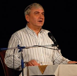 Herec Miroslav Donutil se po několikaleté přestávce vrátí do Kopřivnice, se svou one man show vystoupí netradičně v sále hotelu Tatra.
FOTO: DAVID MACHÁČEK