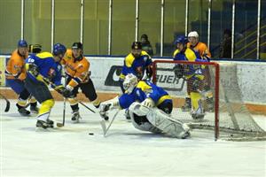 Na domácím ledě dokázali hokejisté Kopřivnice Studénku pokořit, celou sérii čtvrtfinále play-off krajské ligy se jim ale vyhrát nepodařilo.
FOTO: JANA FEILHAUEROVÁ