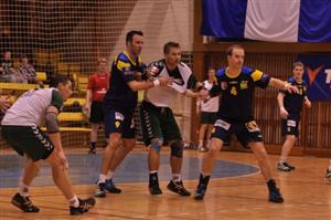 Kopřivnice v utkání s Karvinou.
FOTO: J. FEILHAUEROVÁ