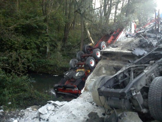 Při havárii v Trnávce došlo ke kontaminaci vod a půdy. Sanace po havárii trvala tři týdny a práce stály půl milionu.
FOTO: MICHAELA HOLUBOVÁ